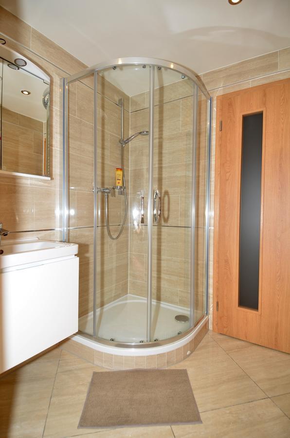 דירות פראג Apartman Mozartova מראה חיצוני תמונה